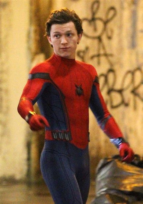 Will willem dafoe make an appearance in this new spiderman movie? Tom Holland on the Set of "Spider-Man: Homecoming" | Tom ...