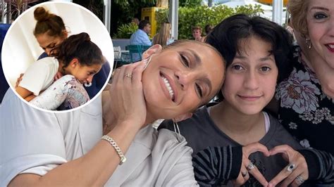 Jennifer Lopez And Daughter Emmes Cutest Twinning Photos