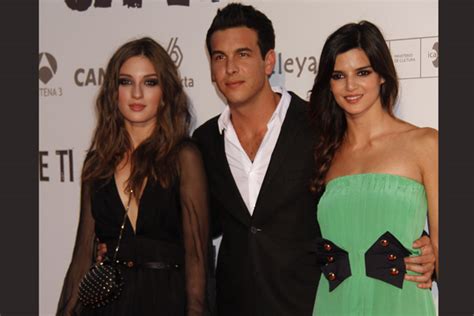 El actor mario casas, protagonista de tres metros sobre el cielo cordon press. MARIO CASAS SE LO MONTA CON SU NOVIA Y CON SU EX ...
