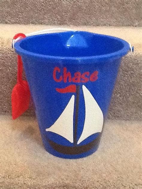 Personalized Sand Buckets By Newtonsloc On Etsy Buckets Sand Cricut
