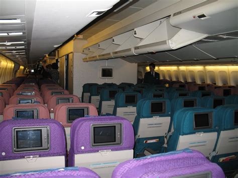 14k kuala lumpur to kota. File:Malaysia Airlines 747-400 Economy cabin1.jpg - 维基百科 ...