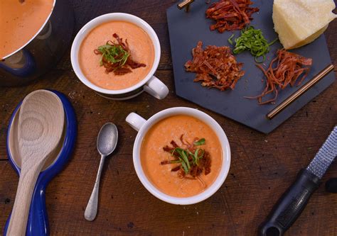 The taste is restaurant quality but it is as easy as using a blender. Keto Creamy Tomato Basil Soup | Tomato basil soup, Creamy ...
