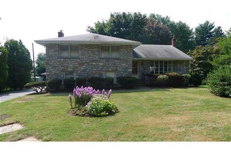 1802 Sandy Hill Rd Plymouth Meeting Pa 19462 Mls 1003603444 Redfin