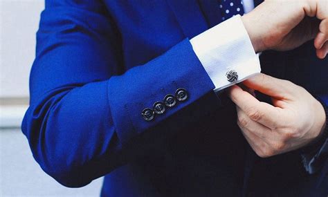 How To Wear Cufflinks A Modern Mens Guide