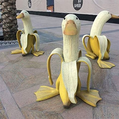 Ochine Art Banana Duck Statue Garden Yard Outdoor Decor Creative Banana
