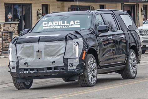 Refreshed 2024 Cadillac Escalade To Get Massive Edge To Edge Display