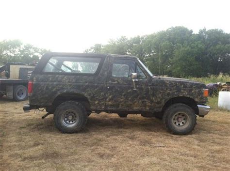 Purchase Used 1988 Ford Bronco Camo Paint Job Super Swampers 4x4 In