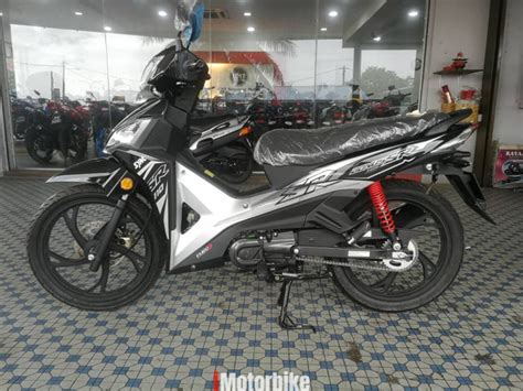 The moderate engine gives out an effective power output of 7.1 hp at 7500 rpm besides producing a peak torque of 7.45 nm at 5500 rpm. 2019 Sym Bonus 110 SR, RM3,180 - Black Sym, New Sym ...
