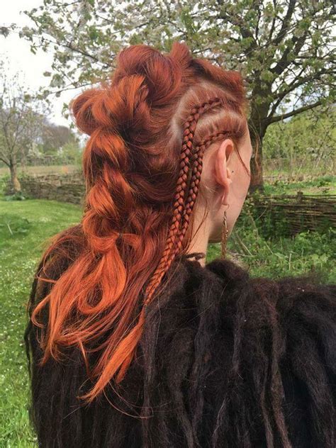 Whether or not this hairstyle combines viking with elf fashion is anybody's guess. 20 Viking Hairstyles for Men and Women of This Millennium ...