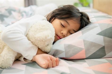 Ketahui Cara Melatih Anak Tidur Sendiri Alodokter