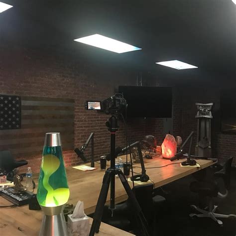 Joe Rogan Experience Podcast Equipment And Studio Setup Jre Library