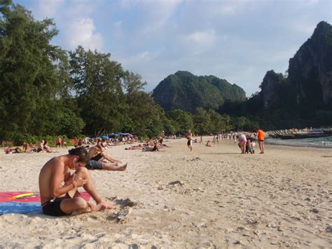 Search for recommended ao nang hotels? Krabi and Aonang Beach Guide