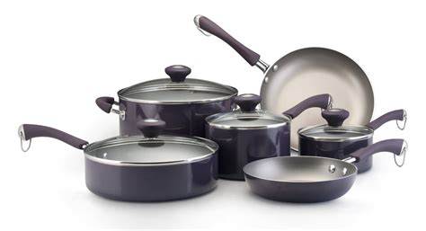 Paula deen pots and pans review have equally scaled and made this set one of the most awarded sets ever. Paula Deen Traditional Porcelain 10-Piece Set Review ...