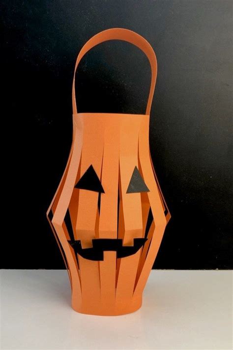 How To Make A Paper Lantern For Halloween Paper Lanterns Craft