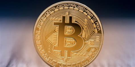 With this in mind, bitcoin wallets can be split into two types: Know about Types of bitcoin wallets