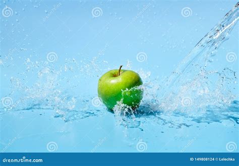 Green Apple In Clear Water Splash Stock Photo Image Of Exotic Diet