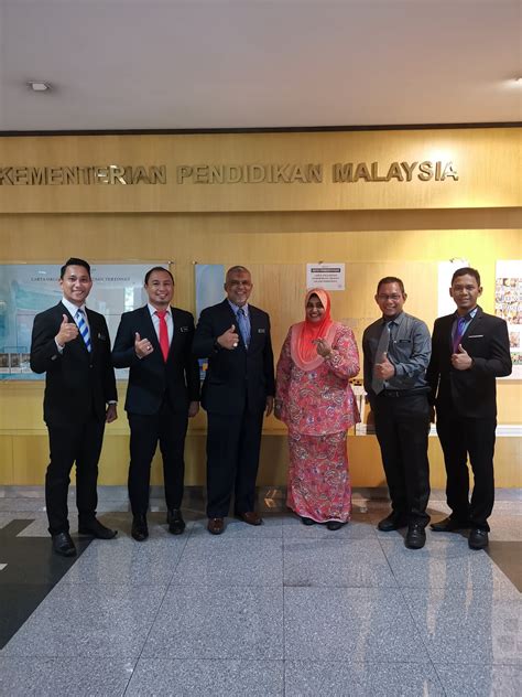 Deskripsi singkat program studi pendidikan teknik bangunan (ptb) berdiri sejak tahun 1982. 25 Ikon Pendidikan Bertemu KPPM Datuk Amin Senin. Ini ...