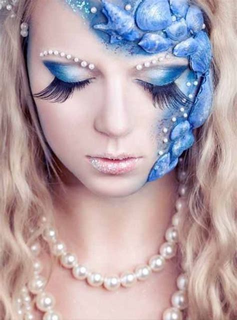 Mermaid Makeup It Looks Just As If A Real Mermaid That Changed Into A