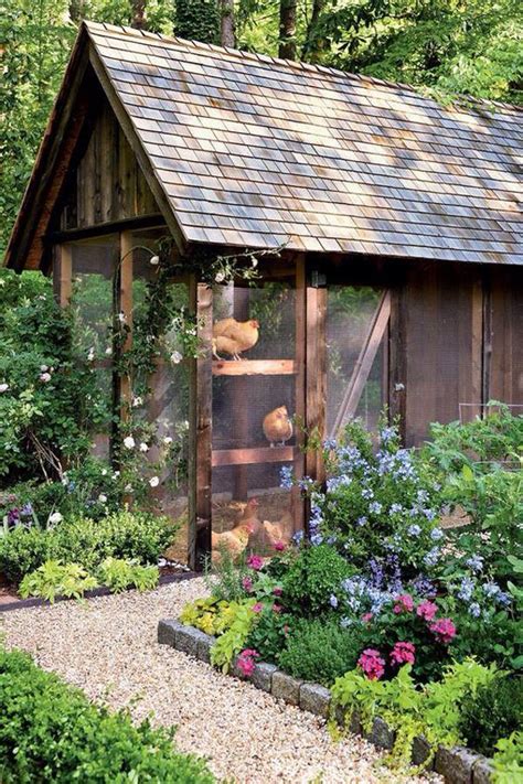 23 chicken coop gardens to beautify your outdoor space homemydesign