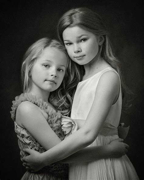 Sisters Sibling Photography Poses Sisters Photoshoot Kids Portraits