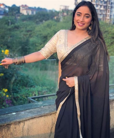 Rani Chatterjee Blouse Design अगर आप किसी पार्टी में सबसे अलग दिखना चाहती है तो भोजपुरी स्टार