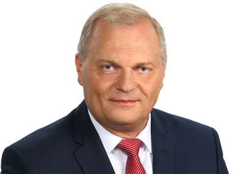 Lech kołakowski swoją decyzję ogłosił dziś rano. PiS traci WIĘKSZOŚĆ w Sejmie! "Decyzje są już podjęte ...