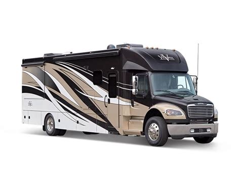 3 Great Class C Motorhomes With King Beds With Pictures