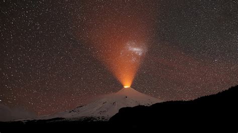 Volcano Lights Up Snowy Sky In Stunning Photo Fox News