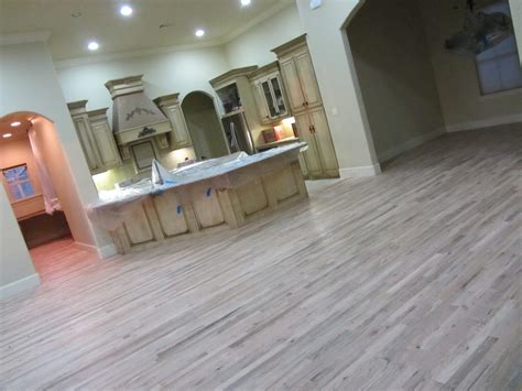 Sleek Grey Hardwood Floors To Exude Maximum Modernity