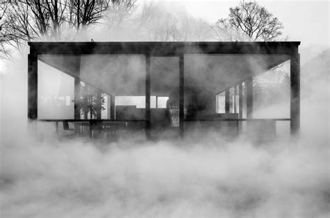 mystery and transparency fujiko nakaya s fog installation at the glass house glass house