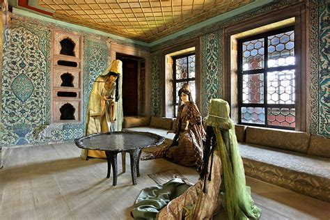 See How Easily You Can Visit The Harem Of Topkapi Palace