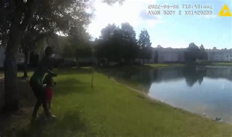 Omg Florida Police Officer Who Cant Swim Bravely Jumps Into Pond To