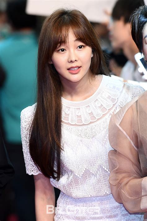 Geum sae rok is a south korean actress. 금새록 나이 프로필