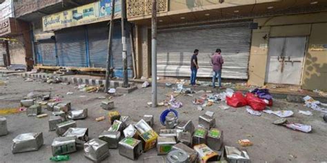 Delhi Riots Hc Grants Bail To Three Men Accused Of Murder Rioting