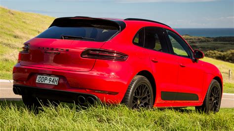 Collection of the best porsche macan gts wallpapers. 2016 Porsche Macan GTS HD Wallpaper | Background Image | 1920x1080 | ID:941780 - Wallpaper Abyss