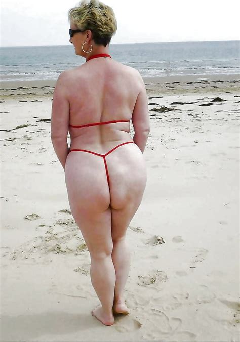 Bbw In Bikinis At Beach Sexiezpix Web Porn