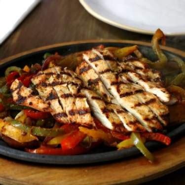 And guess what, it's always $5 all month long! Chili's Chicken Fajitas Copycat Recipe | Recipe4Living ...
