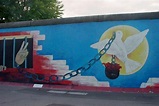 So symbolic that no explanation is required | East Side Gallery ...