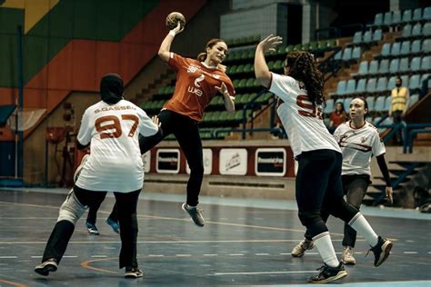 كرة اليد من عام 90 إلي الآن حصلت علي. بسبب اقتحام الجماهير.. إيقاف مباراة الأهلي والزمالك في ...