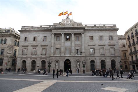 El Ayuntamiento De Barcelona Plantea Suspender Las Licencias De Obra