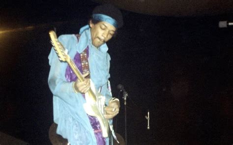 How Jimi Hendrixs Performance At A 1970 Msg Benefit Turned Into A Disaster