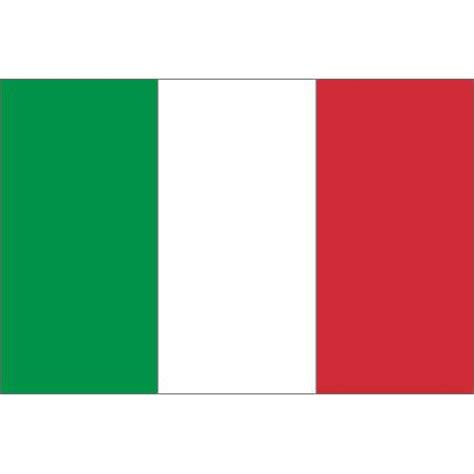 The flag also referred to as the il tricolor is vertical and features three bands of equal sizes, with green located on the hoist (left) side. World Flag | Italy Flag - Flags Of All Nations