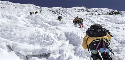 Three Italian Climbers Found Dead On Mont Blanc Rescuers Punch