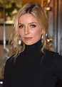 Annabelle Wallis photo gallery - high quality pics of Annabelle Wallis ...