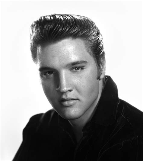 A music and film icon whose natural blend of country, pop, and r&b sold millions and became the cornerstone of rock & roll. Elvis Presley young man - Evelyn Kanter ecoXplorer