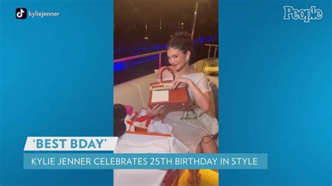 Kris Jenner Ts Daughter Kylie A Rare Hermès Bag For Her 25th