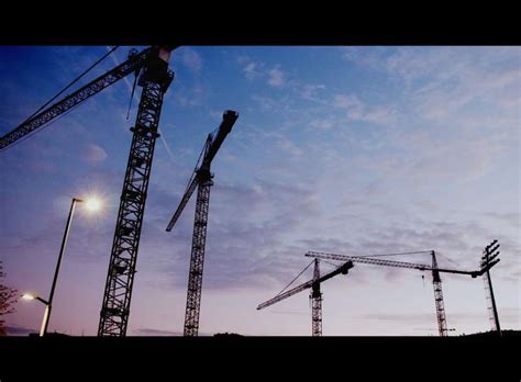 🥇 Image Of Mechanical Cranes Working At Sunset 【free Photo】 100011507