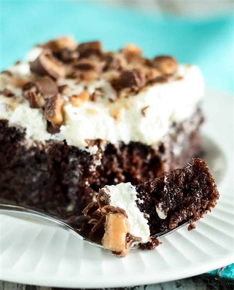 Better Than Everything Heath Bar Cake Incredibly Moist Chocolate Cake Topped With Caramel