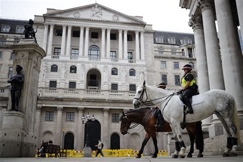 Bank Of England Holds Rates But Warns Of ‘unusually Uncertain Outlook