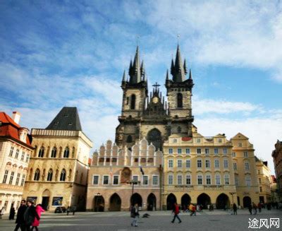 知识产权的景点中文语音讲解， 带游客聆听景点背后的故事， 增加旅行的乐趣和体验。 公司追随互联网＋以及内容创业的大趋势， 通过内容＋旅游的模式，打造出旅行行中的内容信息服务app， 通过信息化智能技术来提升旅行客人的. 捷克旅游景点图片大全(2) - 366亿图